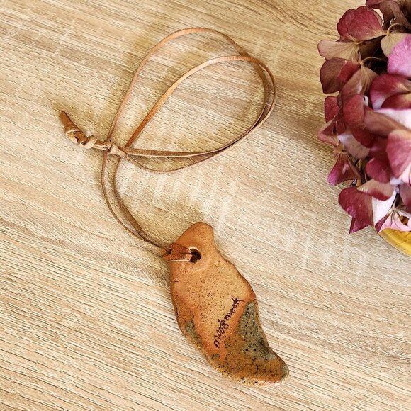 Aboriginal Spirit Pottery Mook Mook Handmade Clay Pendant Leather Strap Necklace - Picture 8 of 9